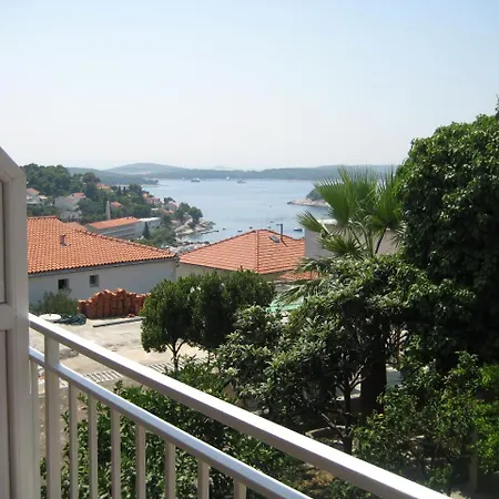Apartment House Tonka Hvar Town